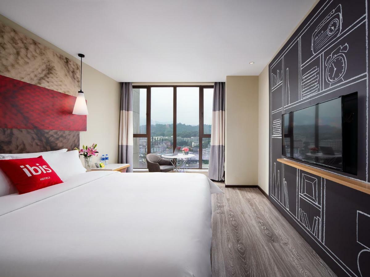 Ibis Hotel Эмэйшань Экстерьер фото